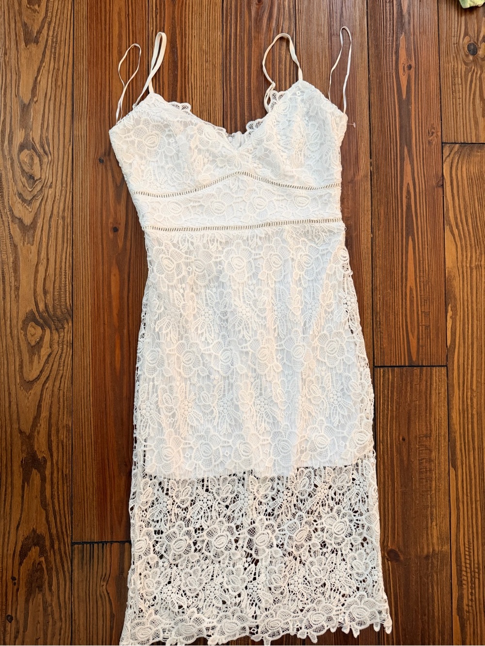 Blue Rain White Lace Midi Dress